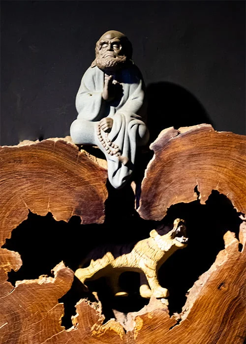 Alternative view of Lũa Treo Tường Đạt Ma Phục Hổ